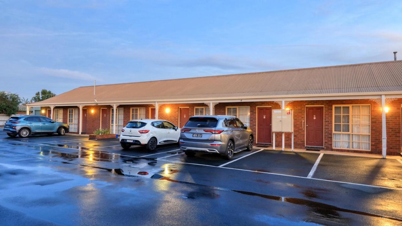 Top Of The Town Motel & Apartments Benalla Exterior foto